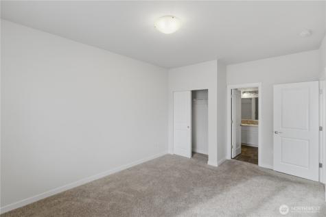 13319 96th Avenue Ct E Puyallup WA 98373