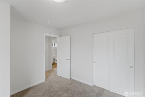 13319 96th Avenue Ct E Puyallup WA 98373