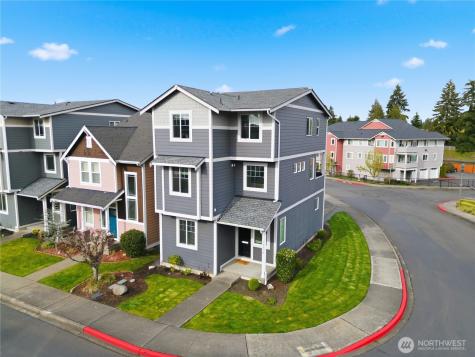 13319 96th Avenue Ct E Puyallup WA 98373