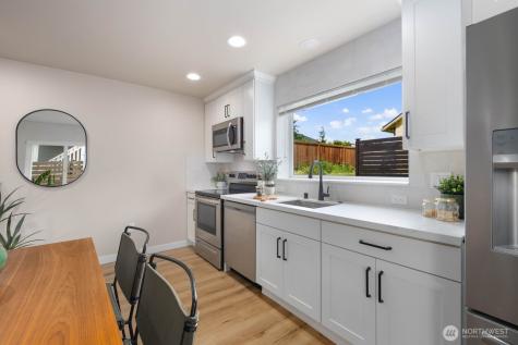 4230 Graham Street Seattle WA 98118