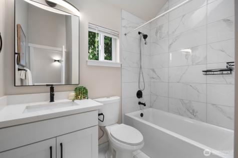 4230 Graham Street Seattle WA 98118