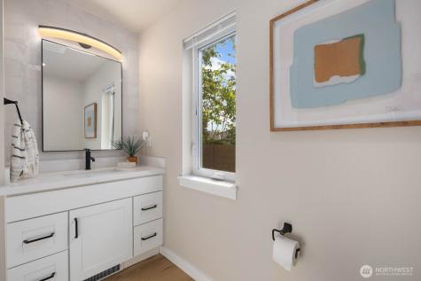 4230 Graham Street Seattle WA 98118