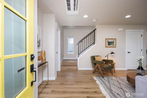 4230 Graham Street Seattle WA 98118