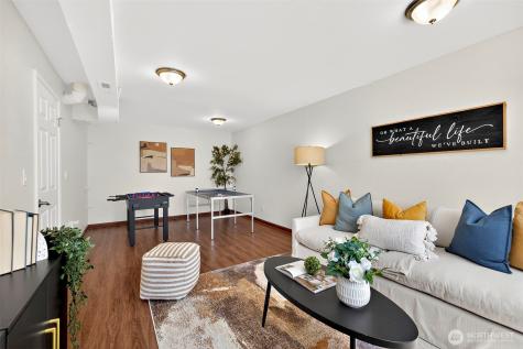 3415 24th Avenue W Seattle WA 98199