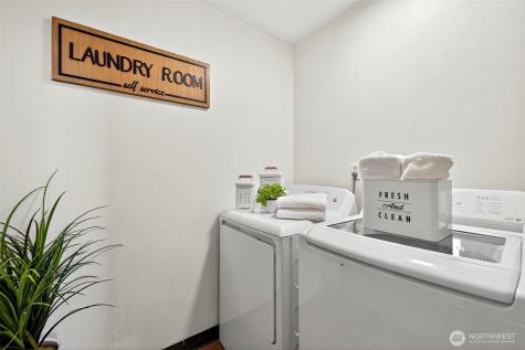 3415 24th Avenue W Seattle WA 98199