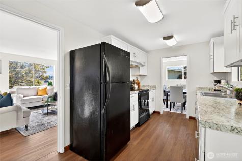 3415 24th Avenue W Seattle WA 98199