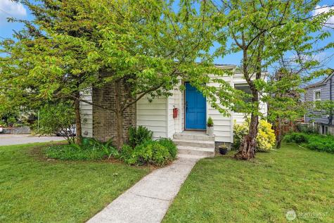 8622 17th Avenue NE Seattle WA 98115