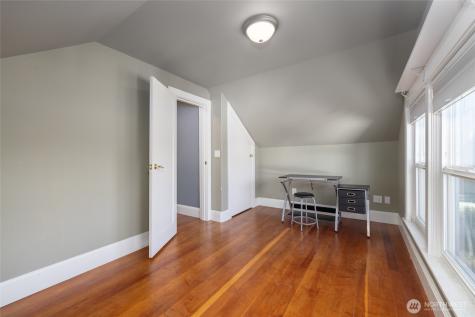 1506 12th Street Anacortes WA 98221