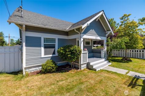 1506 12th Street Anacortes WA 98221