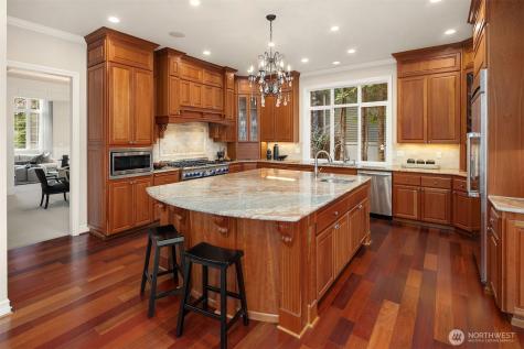 2330 279th Drive SE Sammamish WA 98075