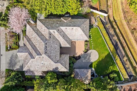 2330 279th Drive SE Sammamish WA 98075