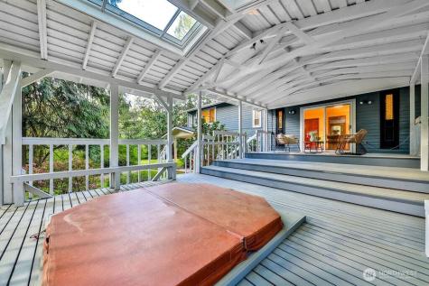 3733 221st Avenue SE Sammamish WA 98075