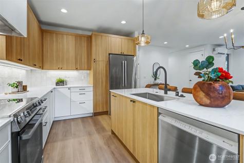 11247 108th Avenue NE Kirkland WA 98033