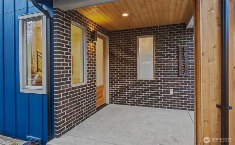 11247 108th Avenue NE Kirkland WA 98033