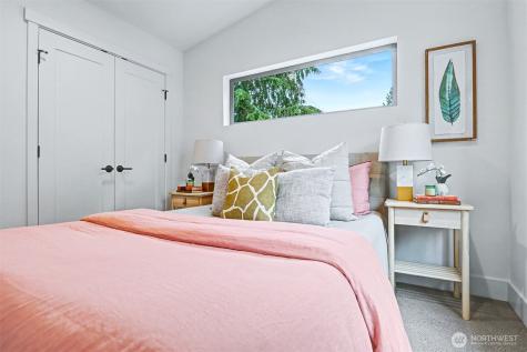 11247 108th Avenue NE Kirkland WA 98033