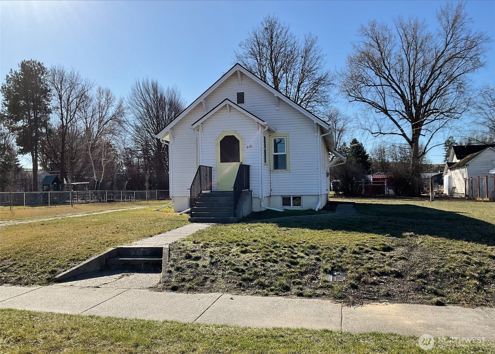 212 E Sixth Street Waitsburg WA 99361