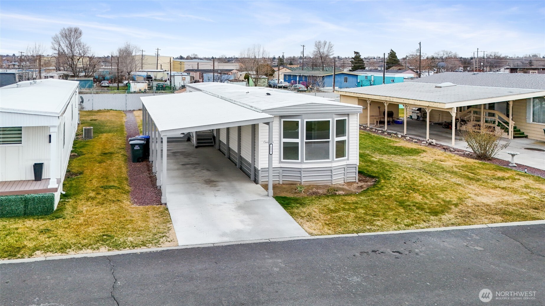 2240 W Broadway Moses Lake WA 98837