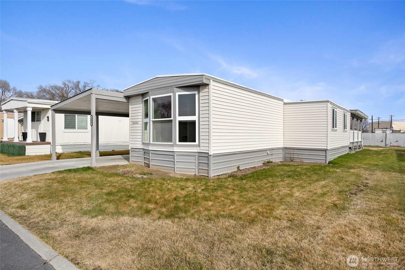 2240 W Broadway Moses Lake WA 98837