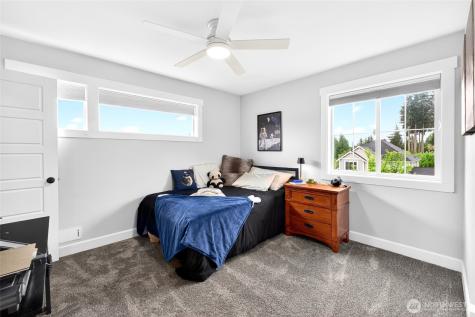 8019 119th Street E Puyallup WA 98373