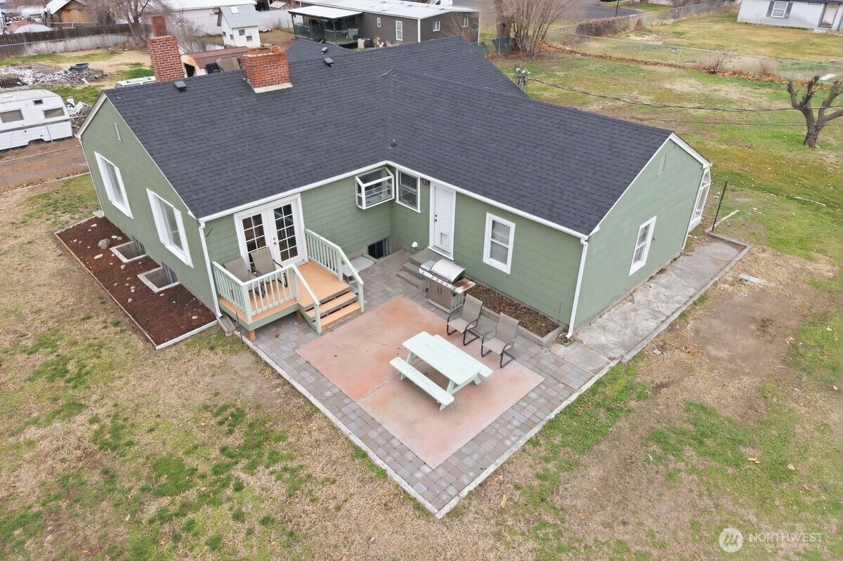 32105 S Finley Road Kennewick WA 99337