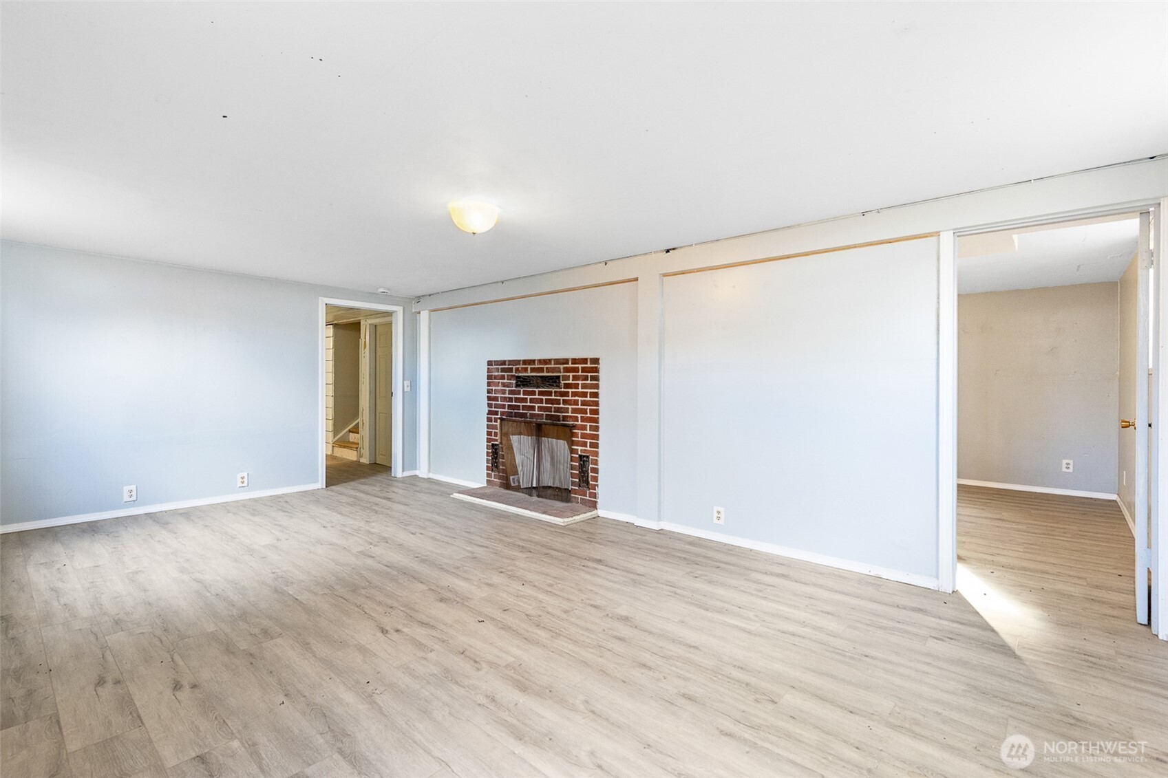32105 S Finley Road Kennewick WA 99337