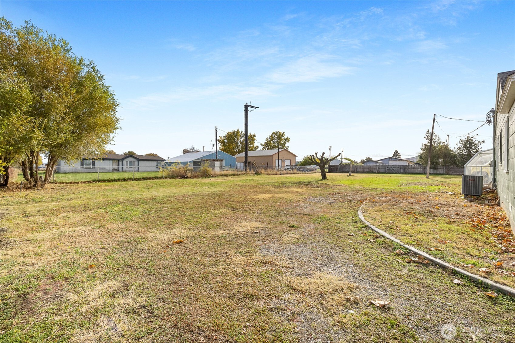 32105 S Finley Road Kennewick WA 99337