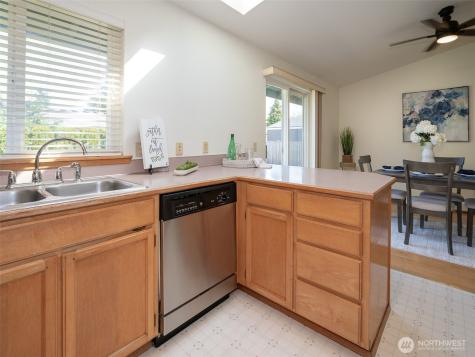 21804 238th Street Maple Valley WA 98038