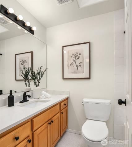 329 NE 185th Street Shoreline WA 98155