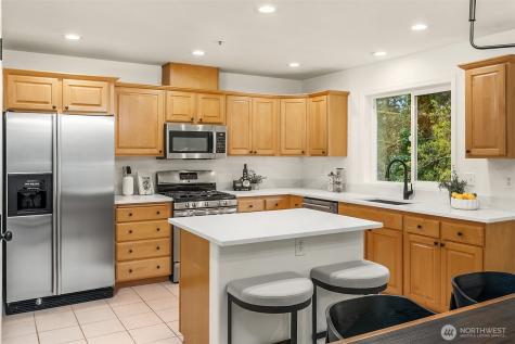 329 NE 185th Street Shoreline WA 98155