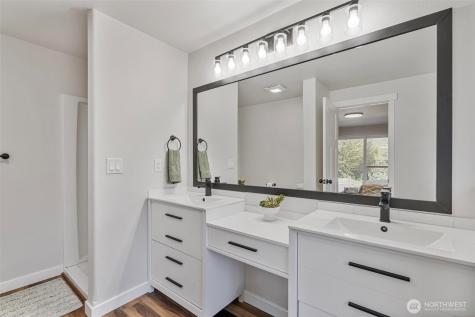 1136 Davis Lake Road Morton WA 98356