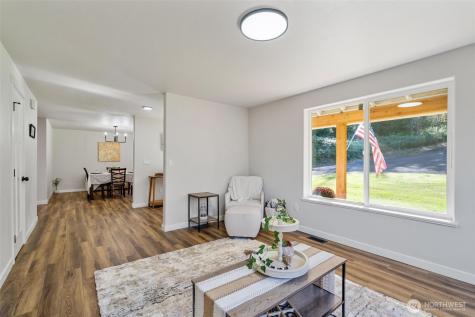 1136 Davis Lake Road Morton WA 98356