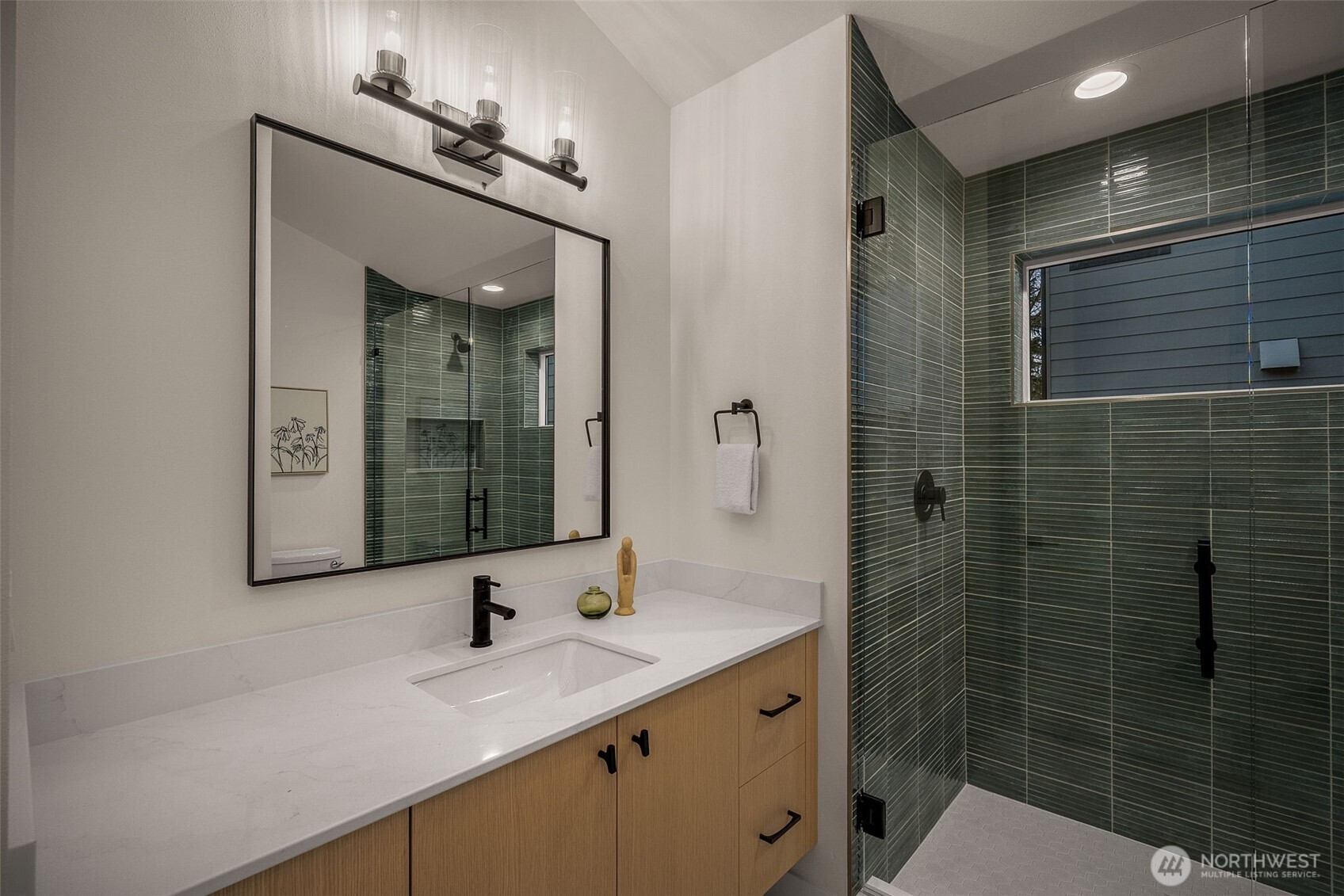 809 W Armour Street Seattle WA 98119