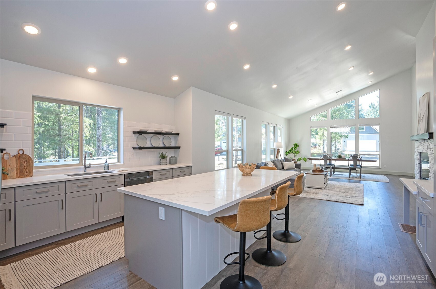 240 E Susan Lane Union WA 98592