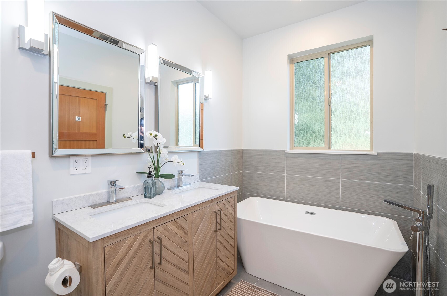240 E Susan Lane Union WA 98592