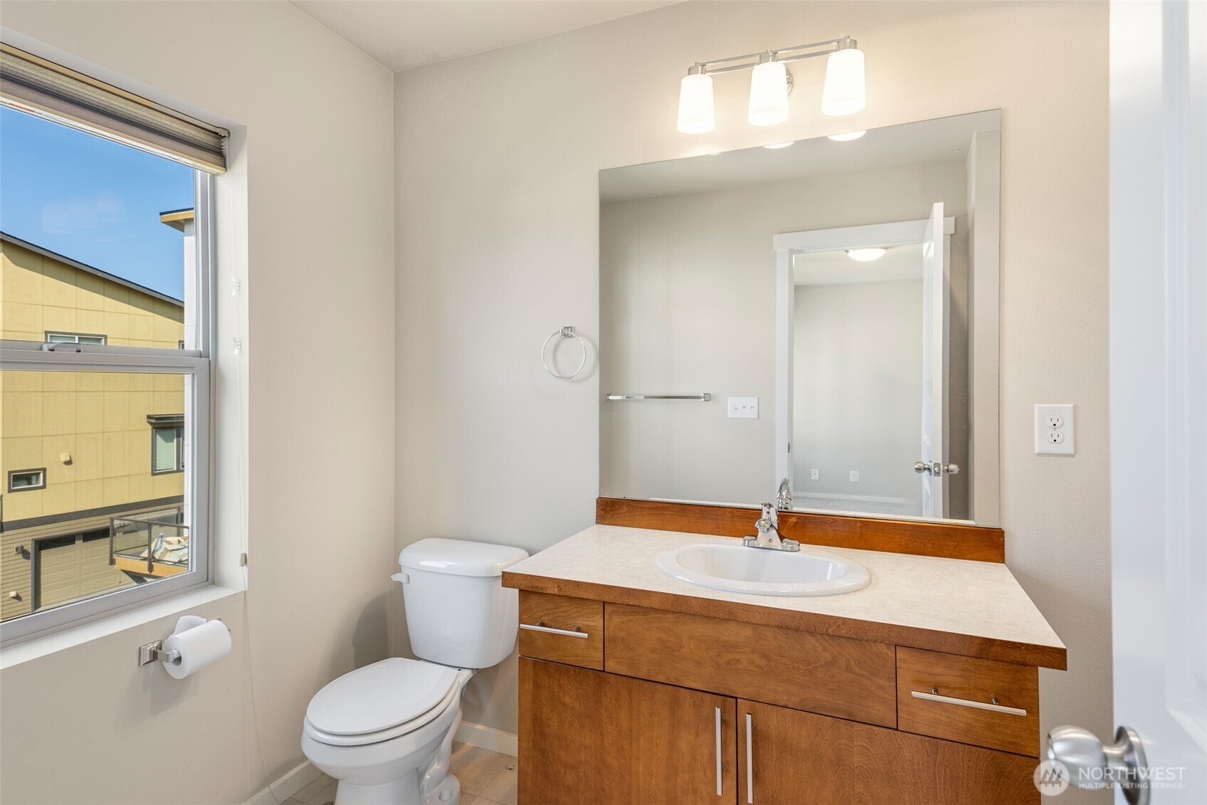 315 Chelan Avenue NE Renton WA 98059