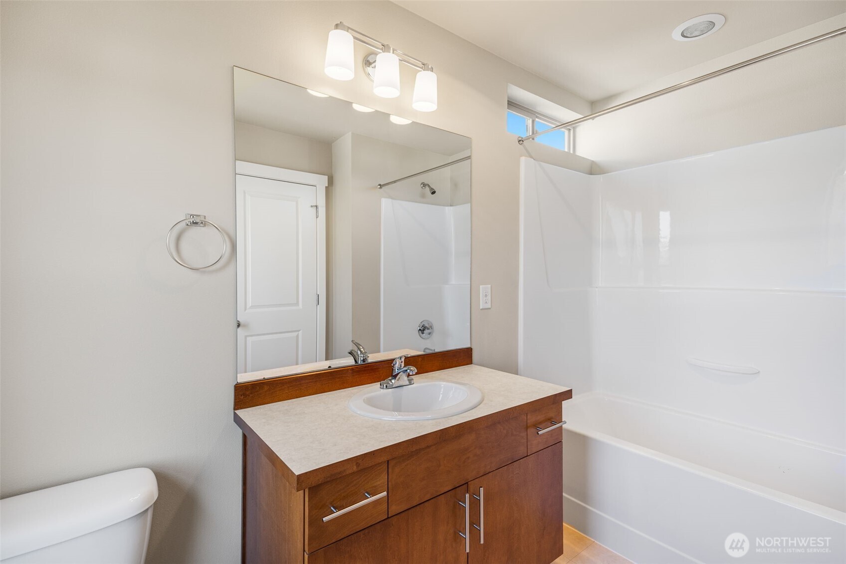 315 Chelan Avenue NE Renton WA 98059