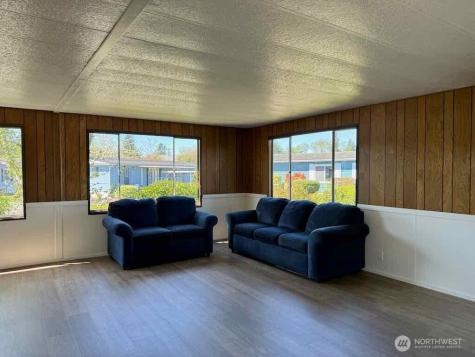 20 Meander Way Aberdeen WA 98520