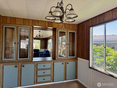 20 Meander Way Aberdeen WA 98520