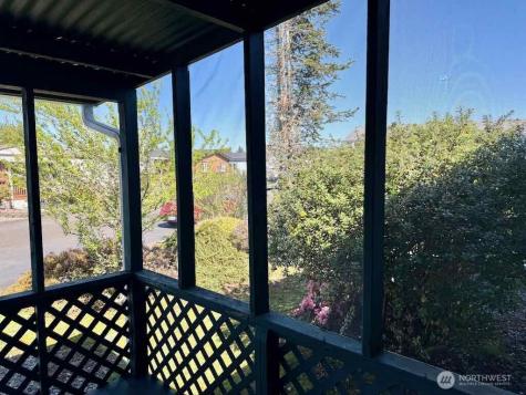 20 Meander Way Aberdeen WA 98520
