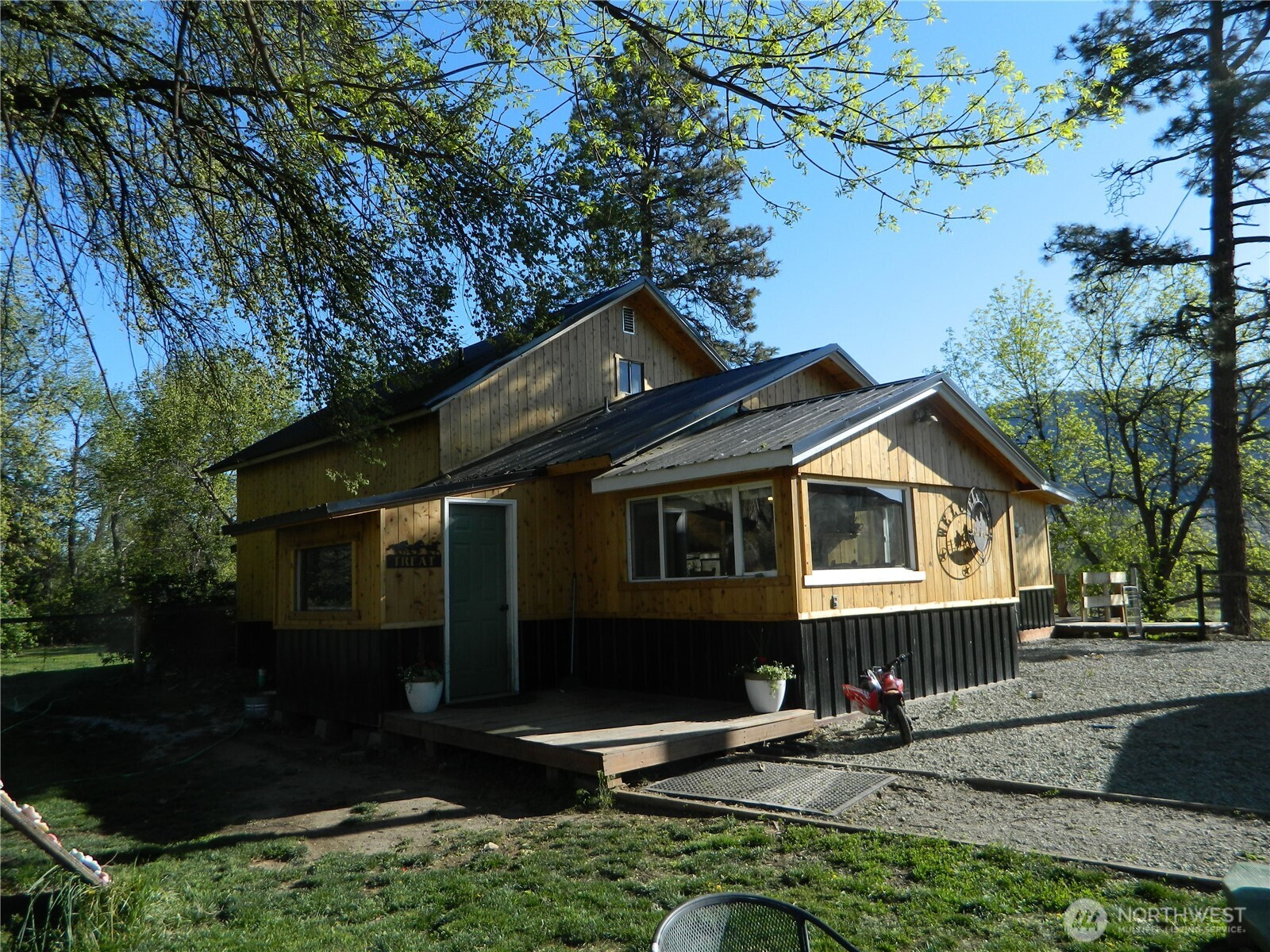 1650 Highway 7 Oroville WA 98844