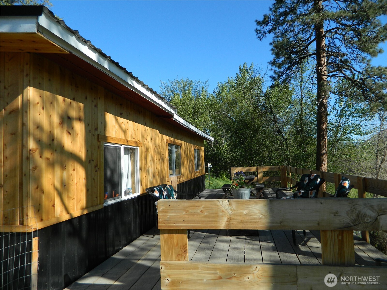1650 Highway 7 Oroville WA 98844