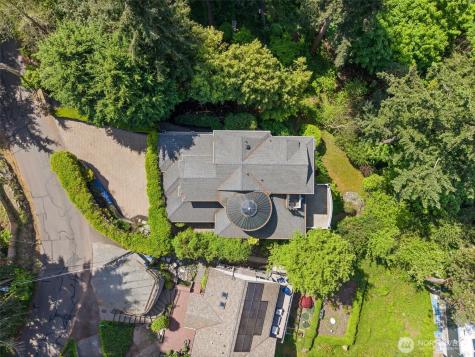 15889 25th Avenue SW Burien WA 98166
