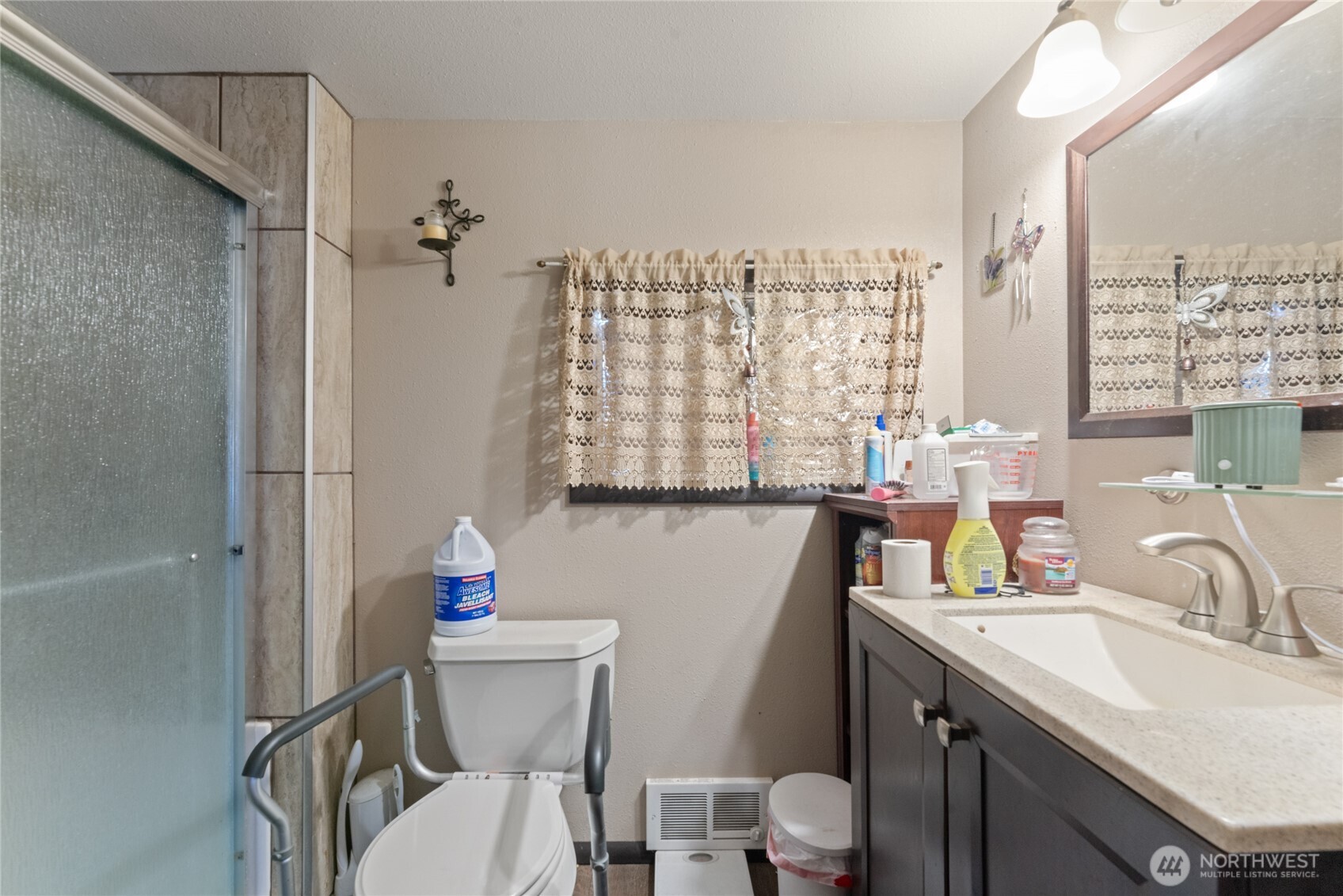 323 E Grand Coulee Avenue Grand Coulee WA 99133