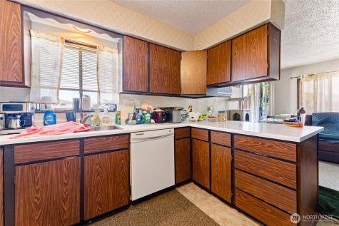 323 E Grand Coulee Avenue Grand Coulee WA 99133