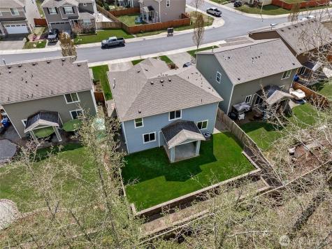 6513 Summerwood Drive E Puyallup WA 98373