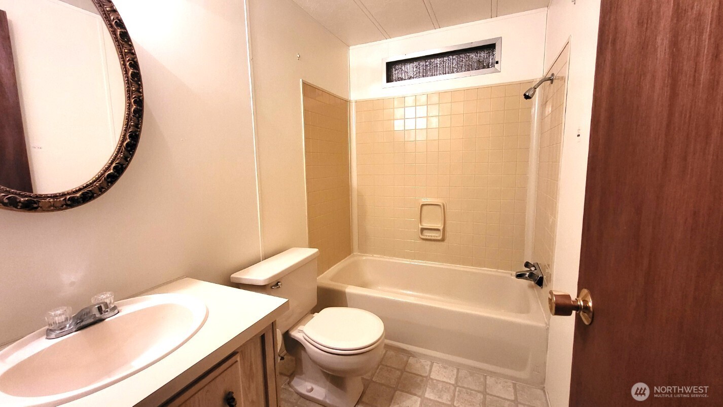 2285 Basin Street SW Ephrata WA 98823