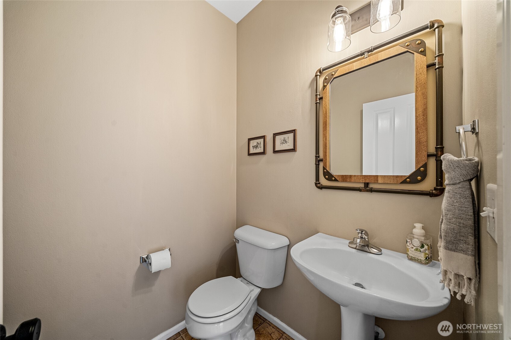 4417 5th Avenue NW Olympia WA 98502