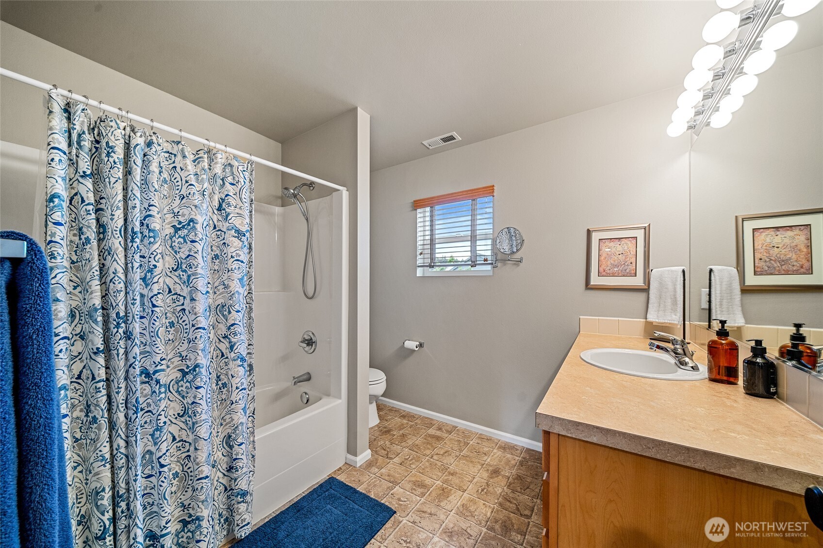 4417 5th Avenue NW Olympia WA 98502