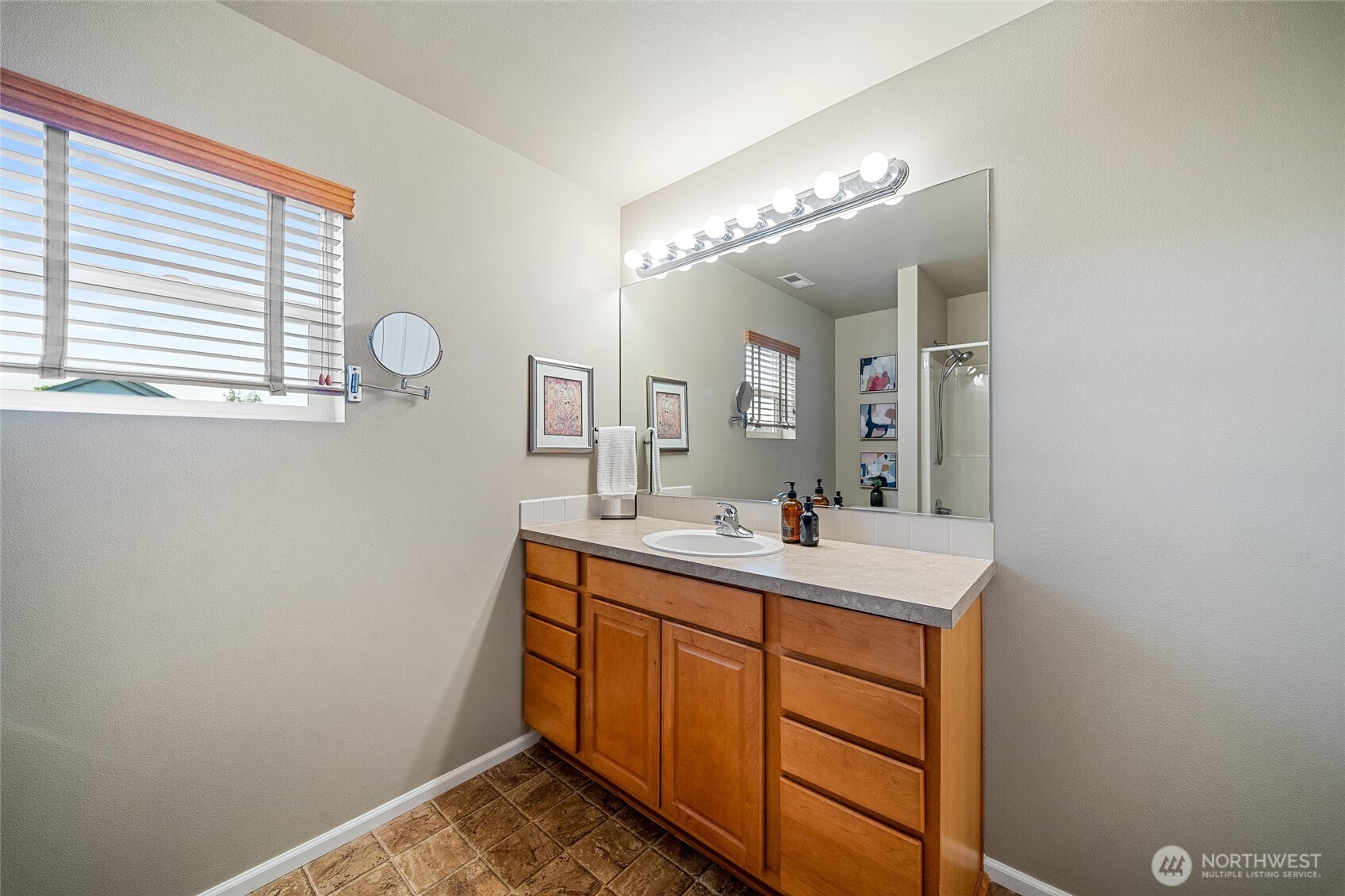 4417 5th Avenue NW Olympia WA 98502