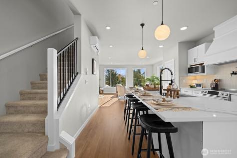16823 Alder Way Lynnwood WA 98037